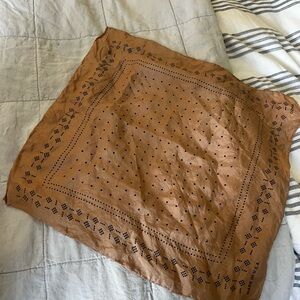 EUC Oma of California Dot Hankie